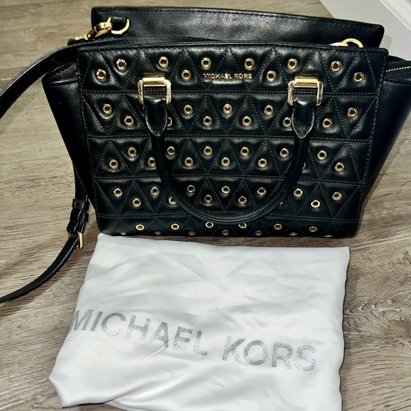 Micheal Kors Selma Bag Satchel Black/Gold Grommet Quilted Leather